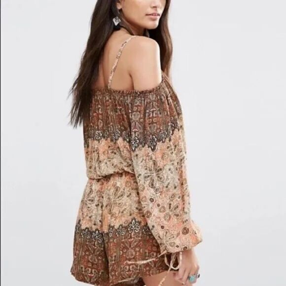 Free People So Devine Off The Shoulder Romper - Picture 3 of 9